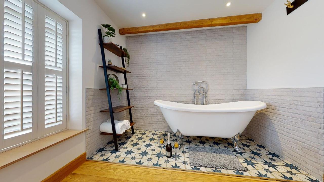 The Little Cottage By Truabode Holiday Lets & Short Lets Newquay - Parking, Wifi & Pet Friendly Brauneberg Eksteriør billede